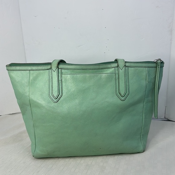 Fossil Emma Tote in light Green/Silver - Picture 3 of 10